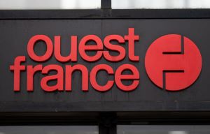 <a href='https://clubdelapressehdf.fr/Leader-de-la-presse-quotidienne-regionale-Ouest-France-contraint-de-supprimer.html'>Leader de la presse quotidienne régionale, Ouest-France contraint de supprimer 156 postes<br/><font style="font-size:small;">Confronté à la baisse des ventes de journaux (…)</font></a>