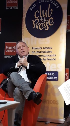 <a href='https://clubdelapressehdf.fr/spip.php?article10864' style="font-size:small;">Bernard Guetta, journaliste et écrivain,a présenté son ouvrage " Dans l'ivresse de l'Histoire" (Flammarion) lors (…)</a>