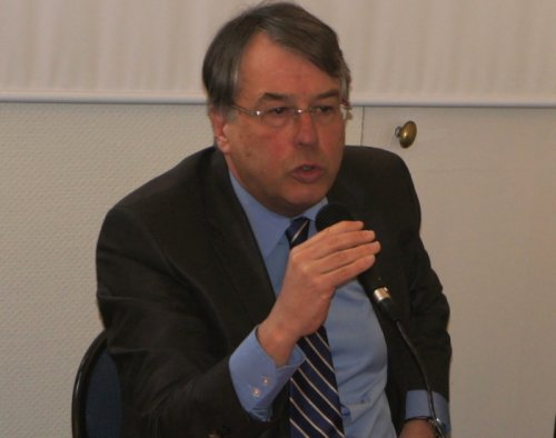 <a href='https://clubdelapressehdf.fr/spip.php?article10864' style="font-size:small;">Jean-René Lecerf, sénateur du Nord (UMP) et conseiller général, a débattu en mars 2011 au Club de la presse des (…)</a>